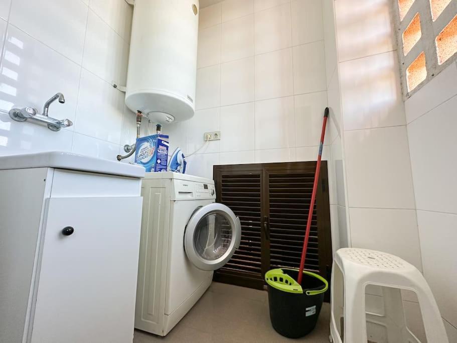 Costal Bliss Apartment Естепона Екстериор снимка